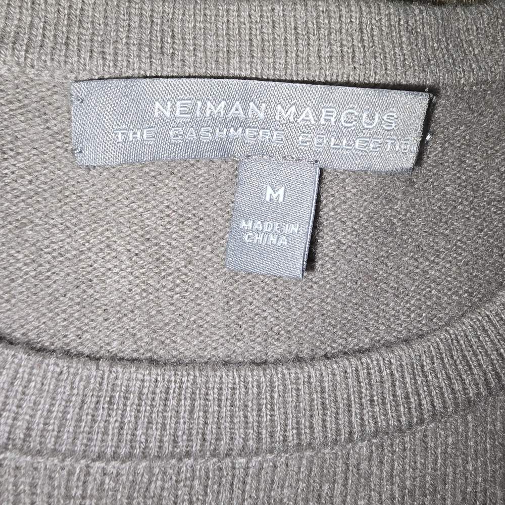 Neiman Marcus The Cashmere Collection Lace Trim Beige Cashmere Sweater M *READ* - Picture 5 of 9